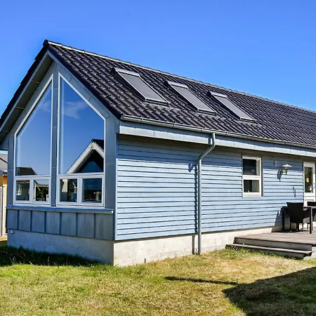 2 Bedroom Stunning In Mesinge